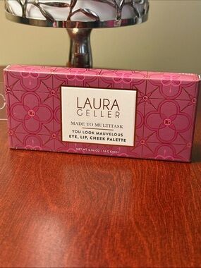 Laura Geller Eye Lip Cheek Palette